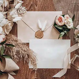 Zaproszenia ślubne w każdym stylu z wypisaniem gości