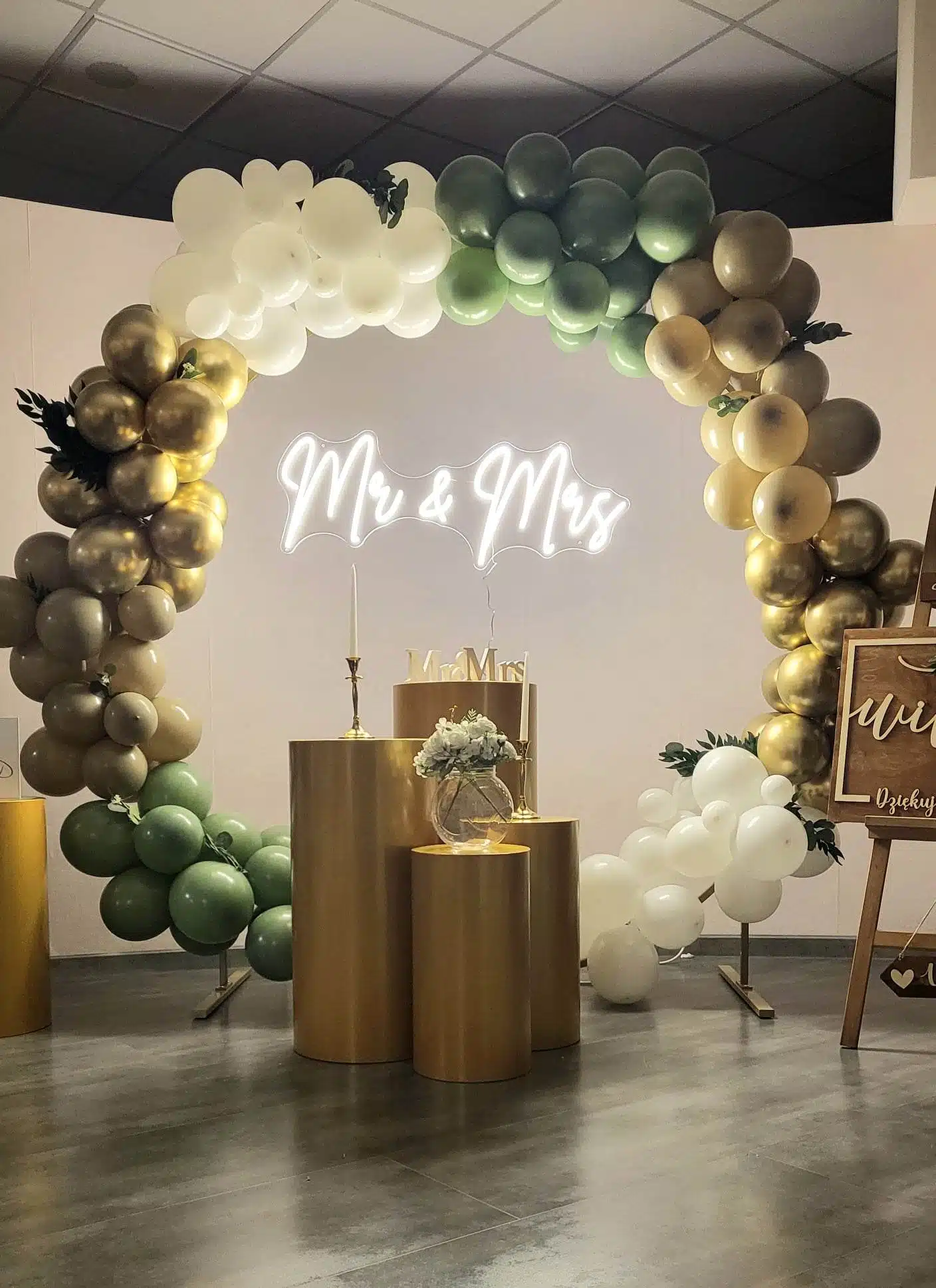 Ślubne ścianki z balonów – stwórz swoją wyjątkową dekorację